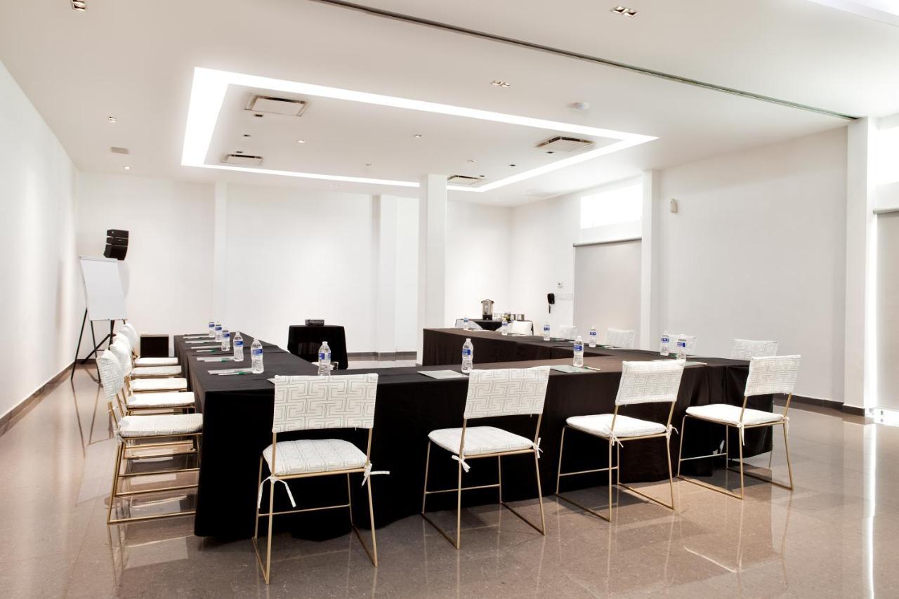 Inhouse Culiacan Exterior photo