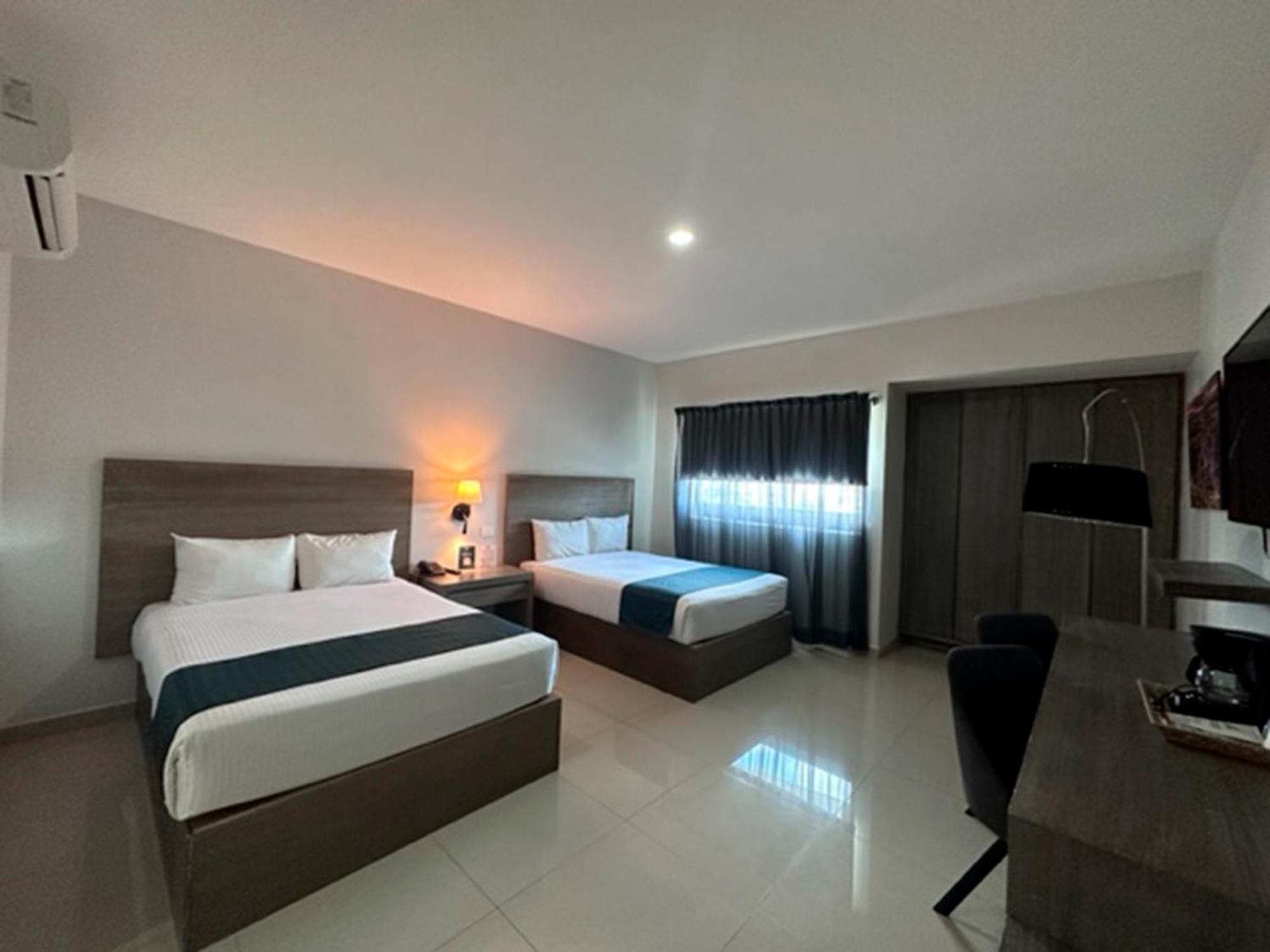 Inhouse Culiacan Exterior photo