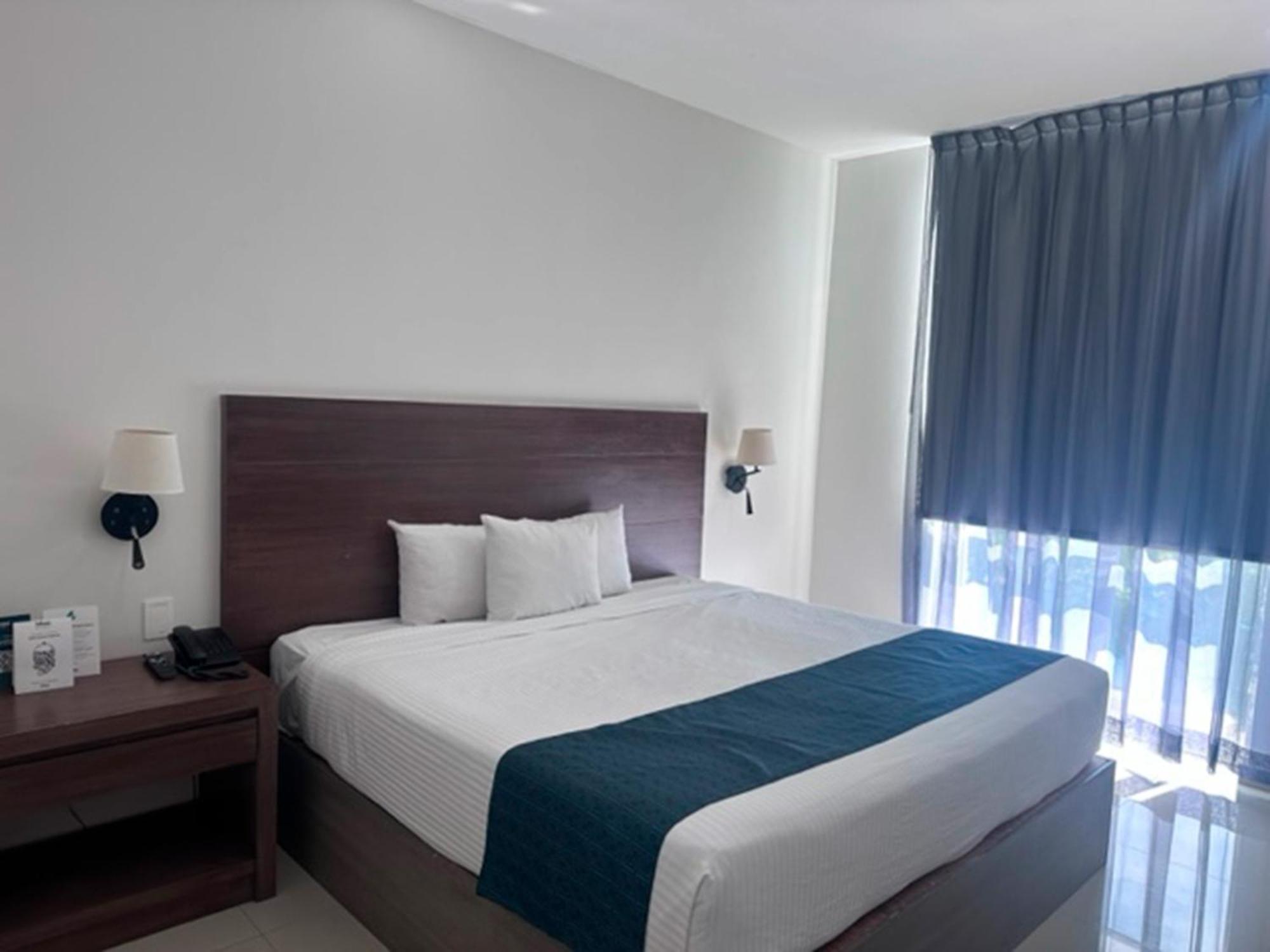 Inhouse Culiacan Exterior photo